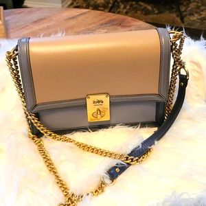 Coach Hutton Shoulderbag in Colorblock